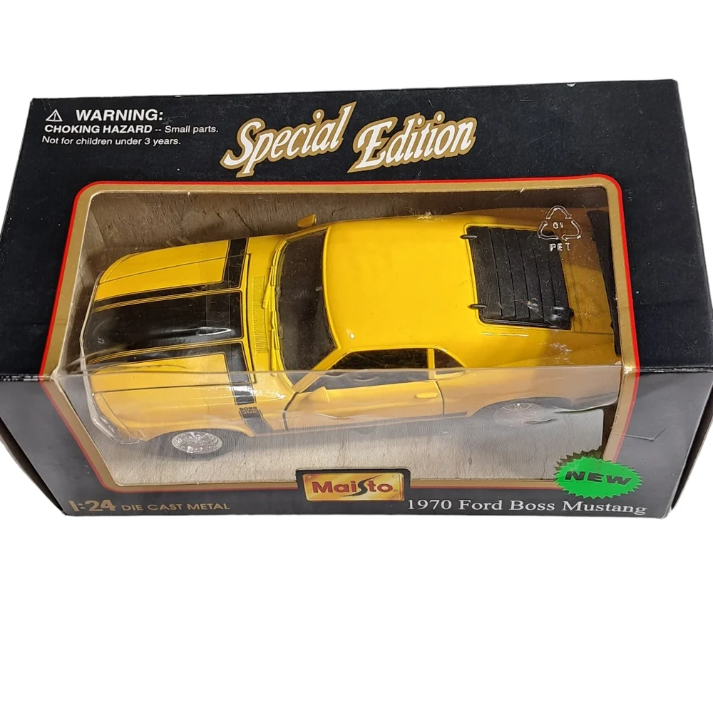 Maisto 1970  Ford‎ Boss Mustang Yellow & Black 302 1:24 Die-Cast